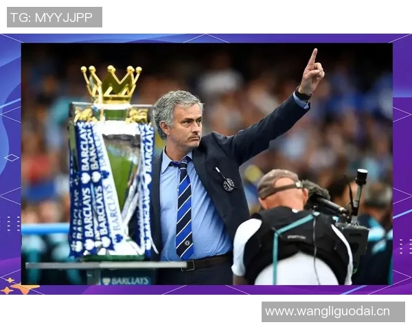 穆里尼奥执教生涯中的意外转折本菲卡前锋本欲加盟却转投费内巴切