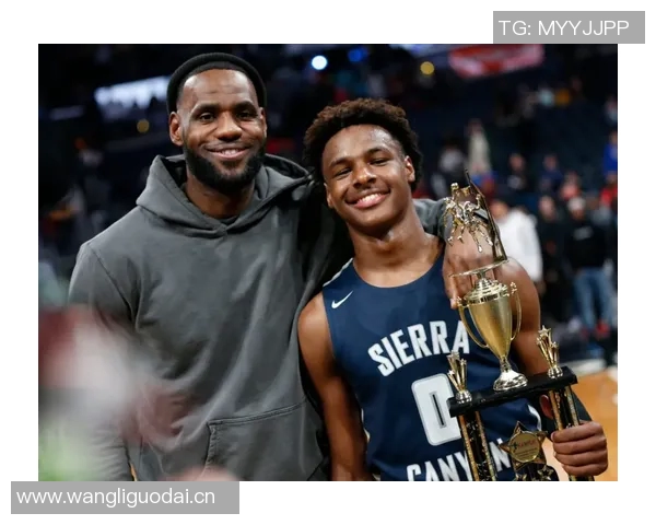 罗伊斯奥尼尔反思比赛失误称对手成功利用了我们的沟通问题