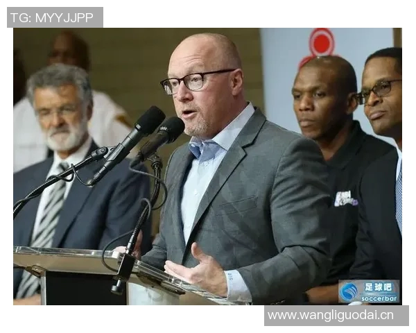 弗拉格分享签名经历感谢球迷支持可能改变人生轨迹